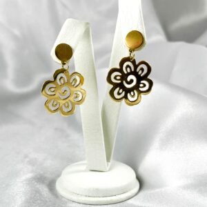 Aros de Oro Amarillo con Dije de Flor Calada
