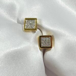 Aros Cuadrados de Oro Amarillo con Diamantes