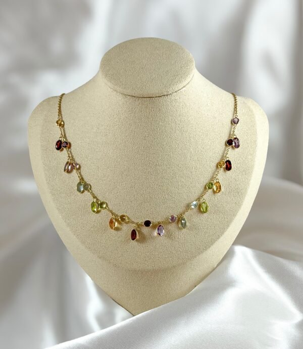 Collar de Oro Amarillo con Piedras