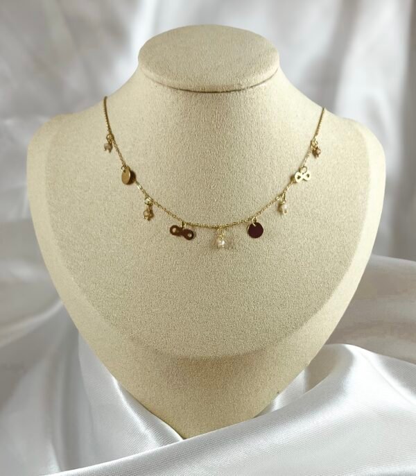 Collar Oro Amarillo con Piedras y Símbolo Infinito 2