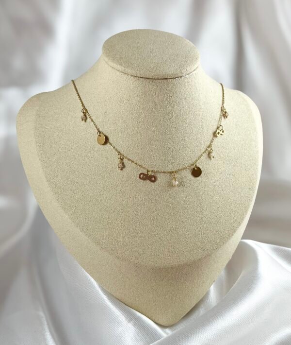 Collar Oro Amarillo con Piedras y Símbolo Infinito