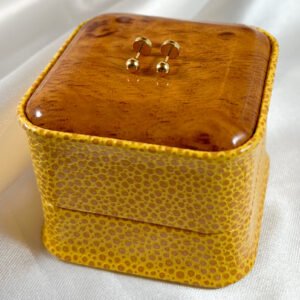 Aros de oro amarillo circulares para bebé