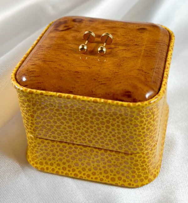 Aros de oro amarillo circulares para bebé