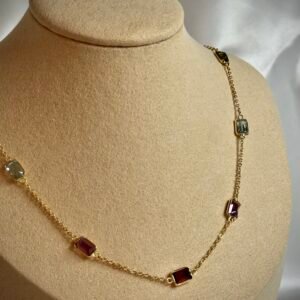 collar de oro amarillo con piedras semi preciosas